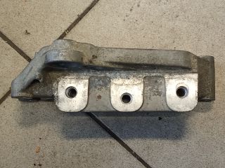 bontott VW GOLF VI Motor Tartó Bak (Pozíciófüggetlen)