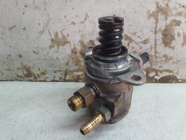 bontott VW GOLF VI Nagynyomású Szivattyú