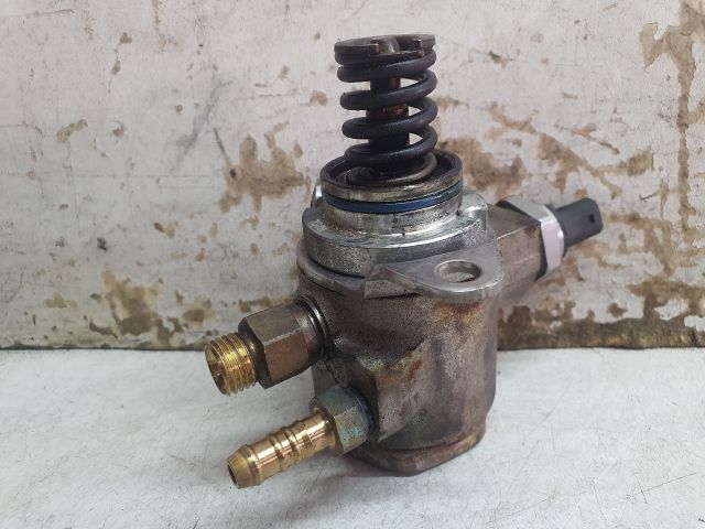 bontott VW GOLF VI Nagynyomású Szivattyú