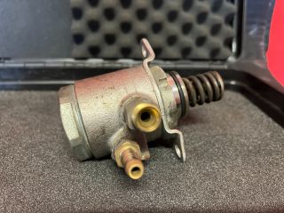 bontott VW GOLF VI Nagynyomású Szivattyú