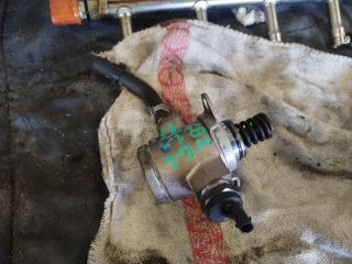 bontott VW GOLF VI Nagynyomású Szivattyú