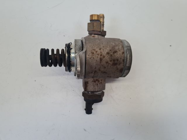 bontott VW GOLF VI Nagynyomású Szivattyú