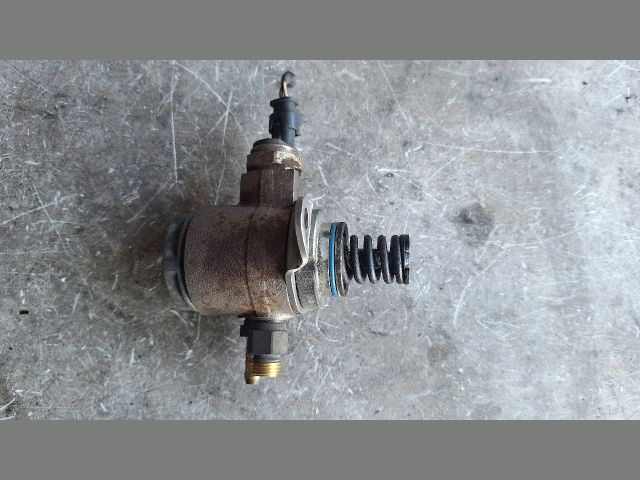 bontott VW GOLF VI Nagynyomású Szivattyú