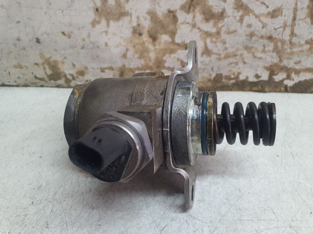 bontott VW GOLF VI Nagynyomású Szivattyú