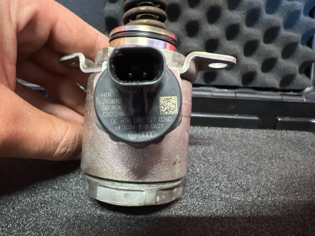 bontott VW GOLF VI Nagynyomású Szivattyú