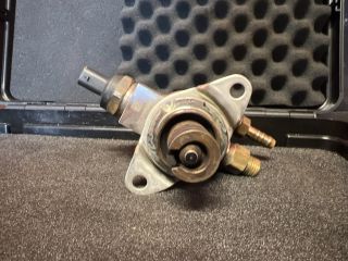 bontott VW GOLF VI Nagynyomású Szivattyú