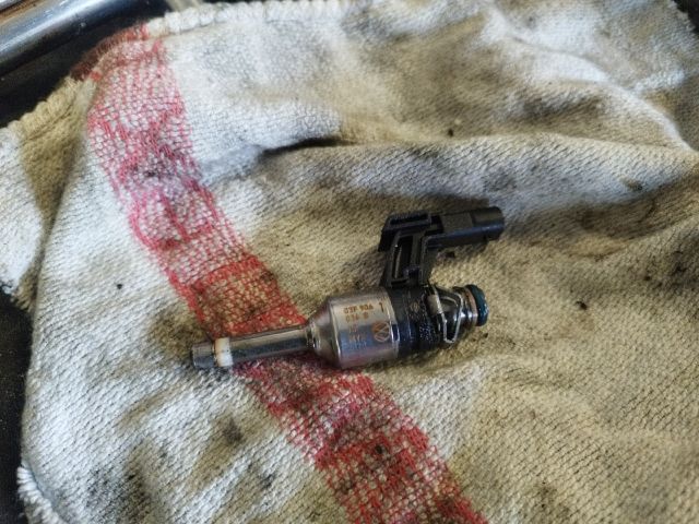 bontott VW GOLF VI Porlasztó (1 db)