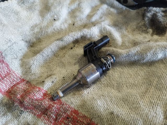 bontott VW GOLF VI Porlasztó (1 db)