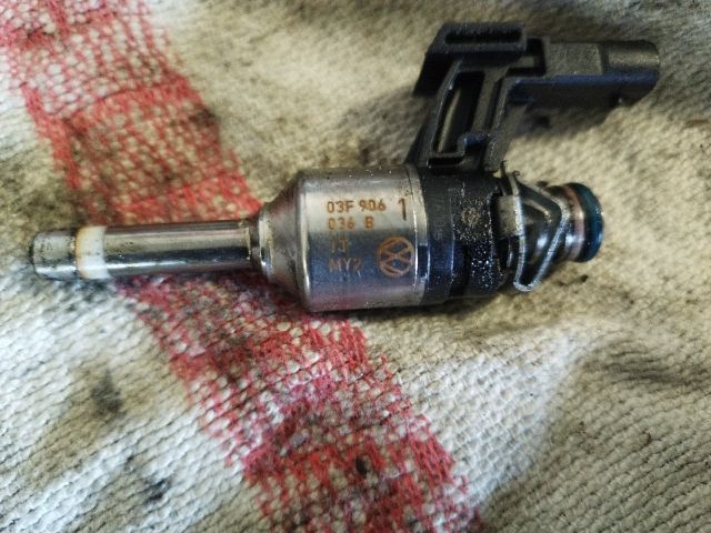 bontott VW GOLF VI Porlasztó (1 db)