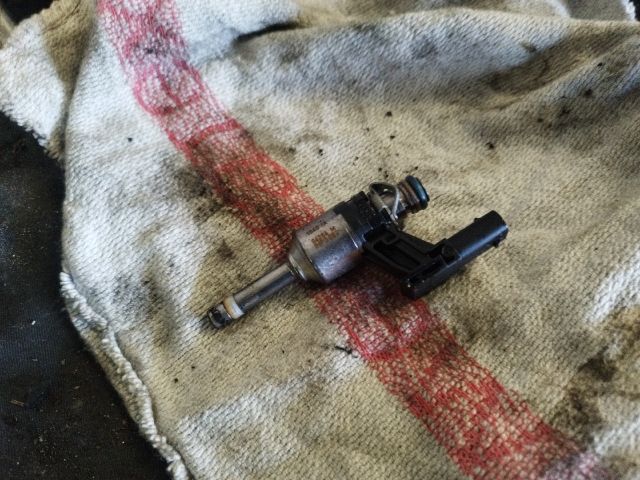 bontott VW GOLF VI Porlasztó (1 db)