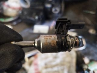 bontott VW GOLF VI Porlasztó (1 db)