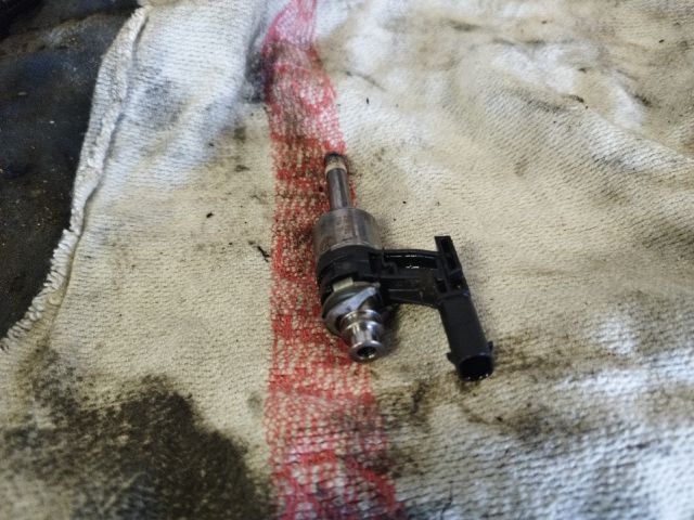 bontott VW GOLF VI Porlasztó (1 db)