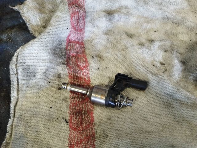 bontott VW GOLF VI Porlasztó (1 db)