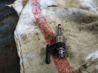 bontott VW GOLF VI Porlasztó (1 db)