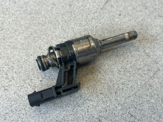 bontott VW GOLF VI Porlasztó Sor / Híd