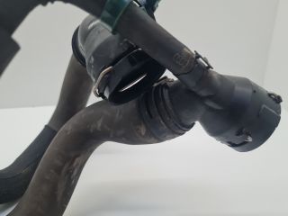 bontott VW GOLF VI Termosztátház Csővel