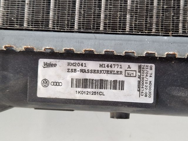 bontott VW GOLF VI Vízhűtő Radiátor (Klímás)