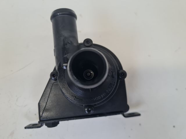 bontott VW GOLF VI Vízpumpa