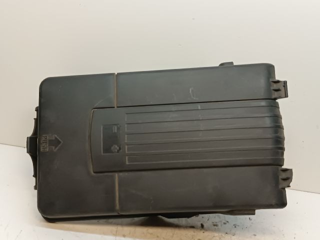 bontott VW GOLF VI Akkumulátor Fedél