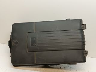 bontott VW GOLF VI Akkumulátor Fedél
