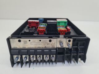 bontott VW GOLF VI Biztosítéktábla Motortér