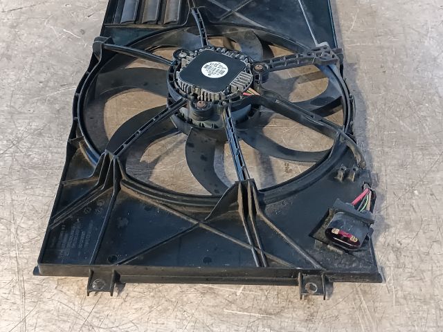 bontott VW GOLF VI Hűtőventilátor