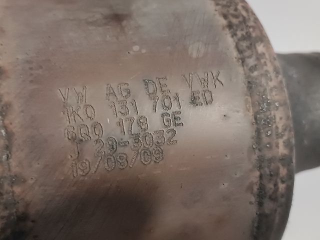 bontott VW GOLF VI Katalizátor