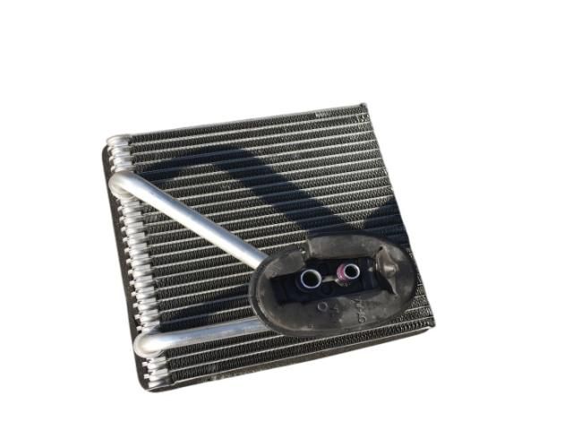 bontott VW GOLF VI Klímahűtő Radiátor