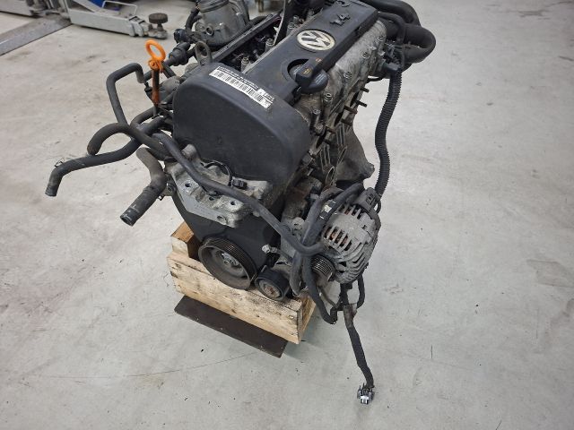 bontott VW GOLF VI Komplett Motor (Segédberendezésekkel)