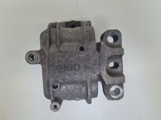 bontott VW GOLF VI Motor Tartó Bak (Fém)
