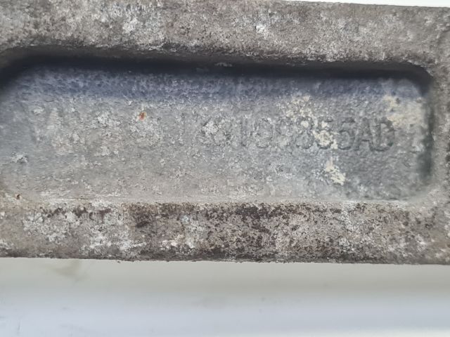 bontott VW GOLF VI Motor Tartó Bak (Fém)