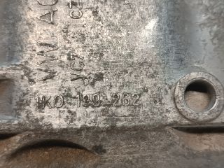 bontott VW GOLF VI Motor Tartó Bak Jobb