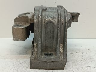 bontott VW GOLF VI Motor Tartó Bak Jobb