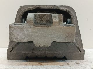 bontott VW GOLF VI Motor Tartó Bak Jobb