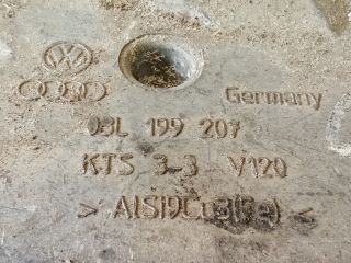 bontott VW GOLF VI Motor Tartó Bak (Pozíciófüggetlen)