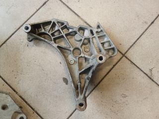 bontott VW GOLF VI Motor Tartó Bak (Pozíciófüggetlen)