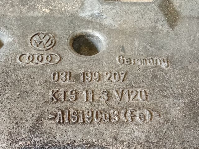 bontott VW GOLF VI Motor Tartó Bak (Pozíciófüggetlen)