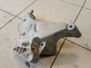 bontott VW GOLF VI Motor Tartó Bak (Pozíciófüggetlen)