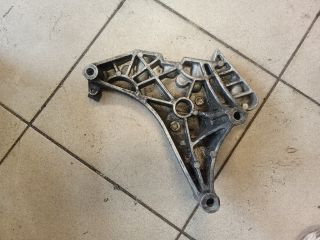 bontott VW GOLF VI Motor Tartó Bak (Pozíciófüggetlen)