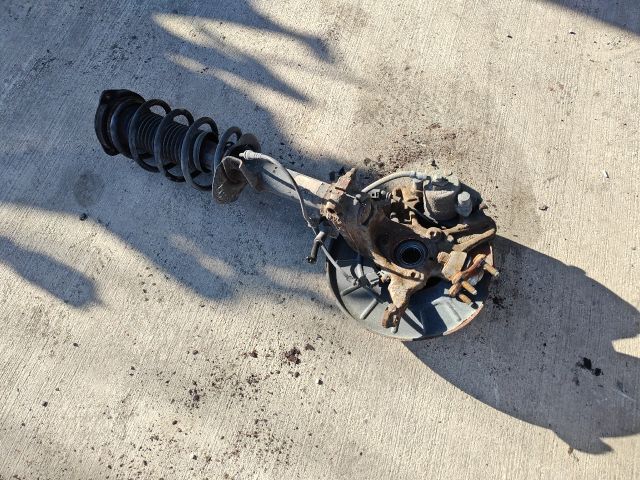 bontott VW GOLF VI Bal első Gólyaláb (Lengécsillapító, Rugó)