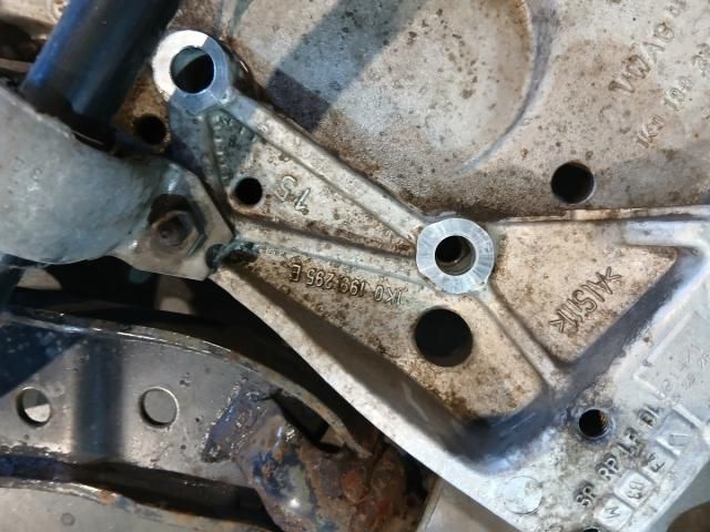 bontott VW GOLF VI Első Bölcső