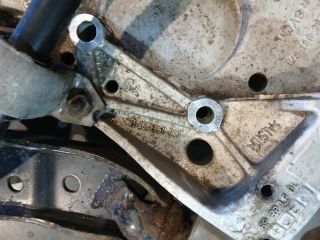 bontott VW GOLF VI Első Bölcső