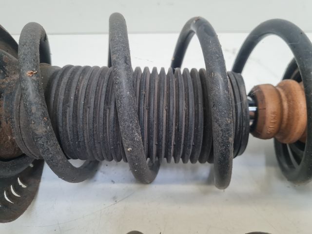 bontott VW GOLF VI Első Lengéscsillapító Pár