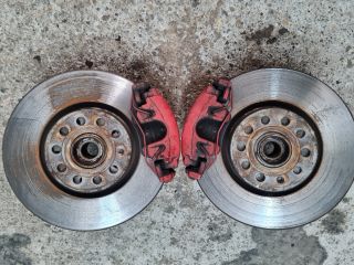 bontott VW GOLF VI Első Pár Fék Szett (Nyereg, Tárcsa, Betét)