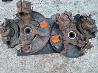 bontott VW GOLF VI Első Pár Fék Szett (Nyereg, Tárcsa, Betét)