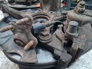 bontott VW GOLF VI Első Pár Fék Szett (Nyereg, Tárcsa, Betét)