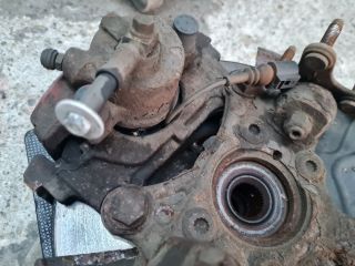 bontott VW GOLF VI Első Pár Fék Szett (Nyereg, Tárcsa, Betét)