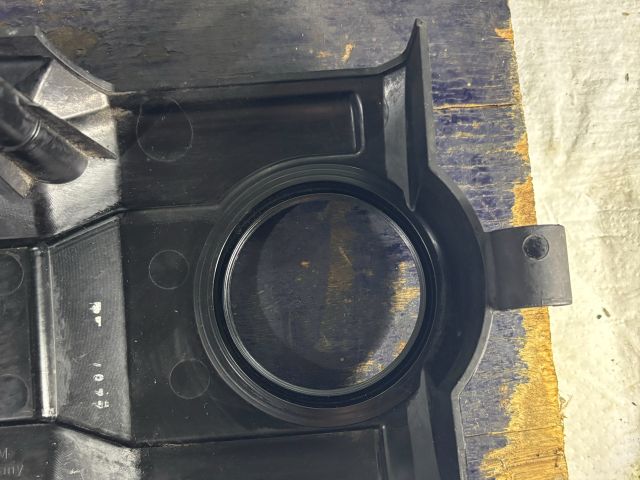 bontott VW GOLF VI Felső Motorburkolat