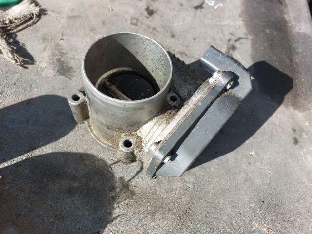 bontott VW GOLF VI Fojtószelep (Elektromos)