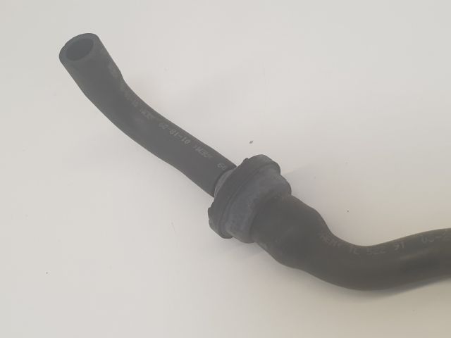 bontott VW GOLF VI Forgattyúsház Szellőző Cső